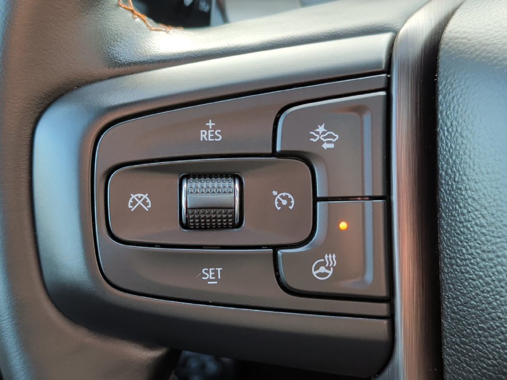 Used 2024 GMC Sierra 1500 AT4 w/ Technology Package AWD/4WD image 12