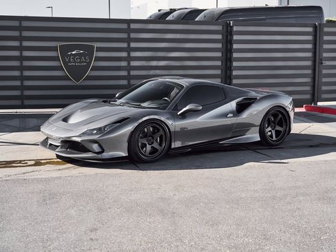 Used 2022 Ferrari F8 Tributo image 5