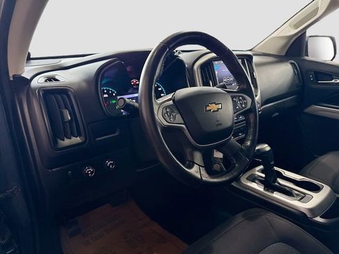 Used 2019 Chevrolet Colorado LT w/ LT Convenience Package image 10
