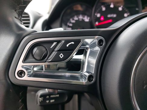 Used 2018 Porsche 718 Cayman GTS image 15