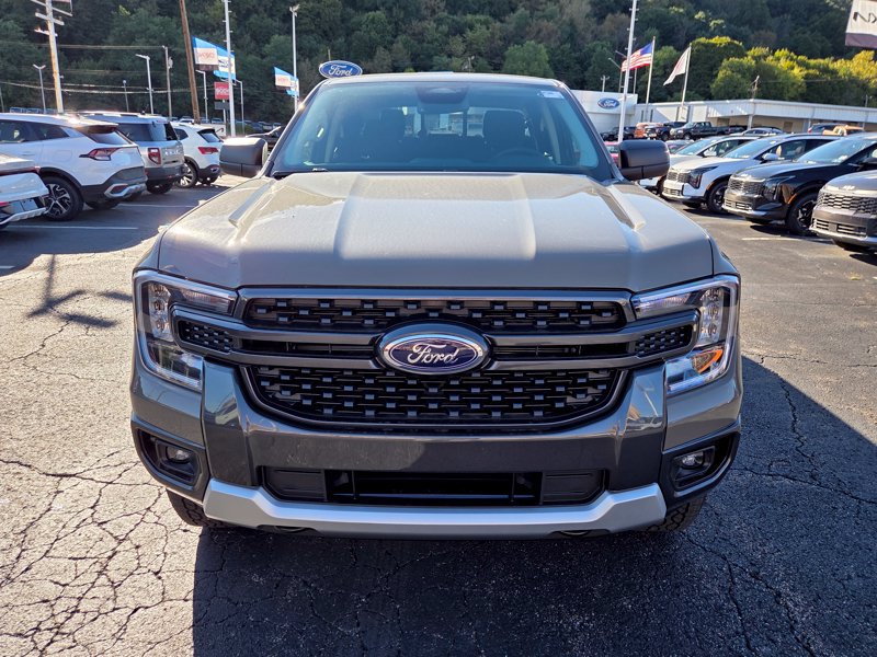 New 2026 Ford Ranger XLT w/ Equipment Group 301A High AWD/4WD image 2
