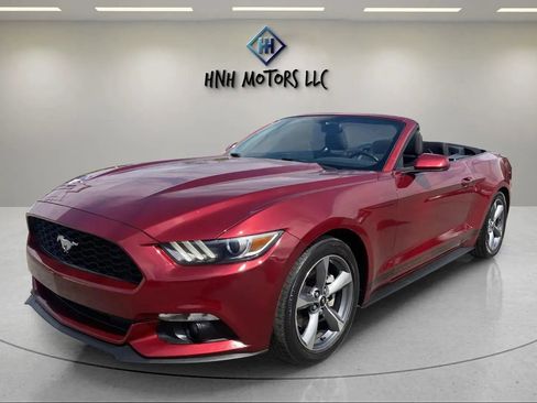 Used 2017 Ford Mustang Convertible w/ Equipment Group 051A image 9