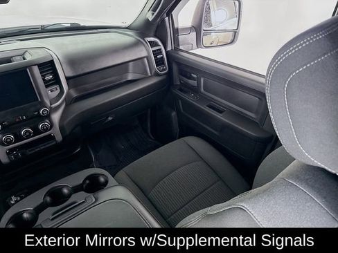 Used 2024 RAM 2500 Tradesman w/ Chrome Appearance Group image 22