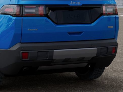 New 2026 Jeep Cherokee Overland w/ Trailer Tow Group AWD/4WD image 14