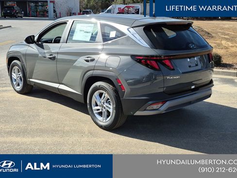 New 2026 Hyundai Tucson SE image 10