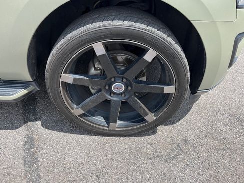 Used 2018 Ford Expedition Max XLT w/ Equipment Group 202A AWD/4WD image 21