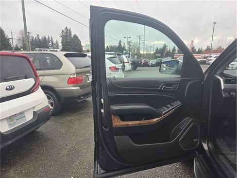 Used 2017 Chevrolet Tahoe Premier image 13