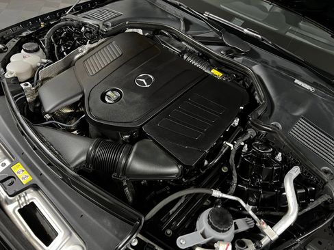 Used 2023 Mercedes-Benz C 300 4MATIC Sedan image 11