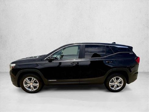 Used 2021 GMC Terrain SLE FWD image 6