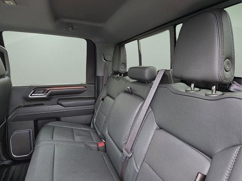 Used 2024 GMC Sierra 3500 Denali w/ Technology Package image 10