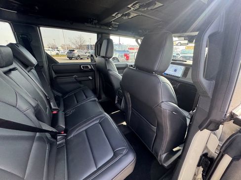 New 2026 Ford Bronco Outer Banks AWD/4WD image 15
