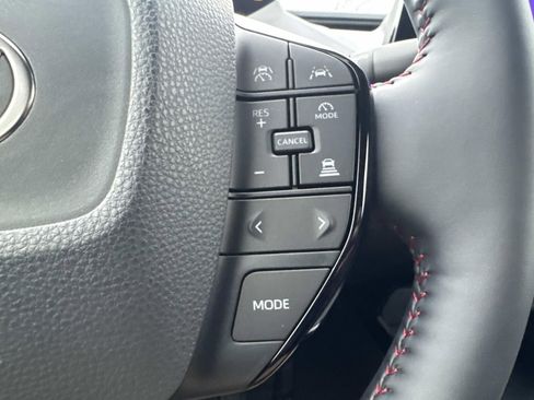 New 2026 Toyota Prius Plug-In Hybrid FWD image 11