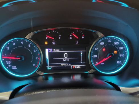Used 2018 Chevrolet Traverse LT FWD image 21