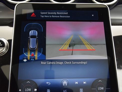 Used 2026 Mercedes-Benz GLC 300 4MATIC image 33