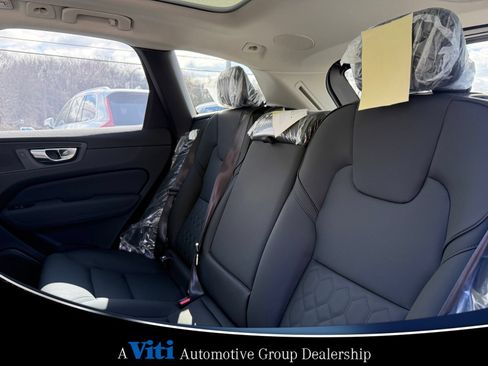 Used 2026 Volvo XC60 B5 Plus w/ Protection Package Premier AWD/4WD image 14
