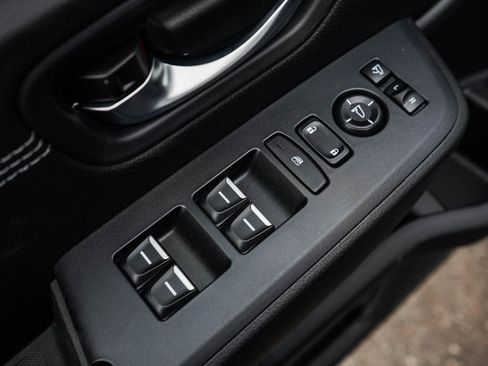 New 2026 Honda Pilot Touring image 18