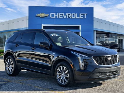 Certified 2023 Cadillac XT4 Sport w/ Technology Package image 6