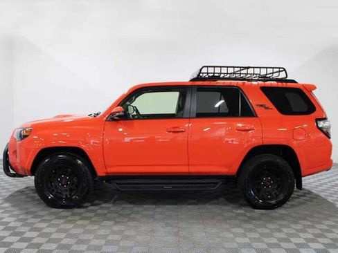 Certified 2024 Toyota 4Runner TRD Off-Road Premium w/ Moonroof Package AWD/4WD image 3