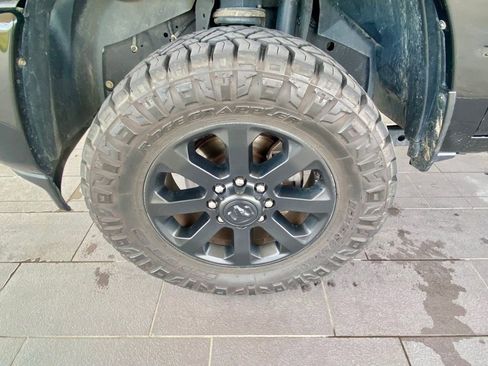 Used 2023 RAM 2500 Laramie w/ Night Edition AWD/4WD image 9