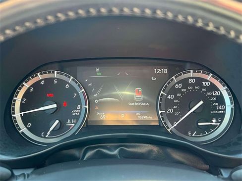 Used 2021 Toyota Highlander XLE image 31