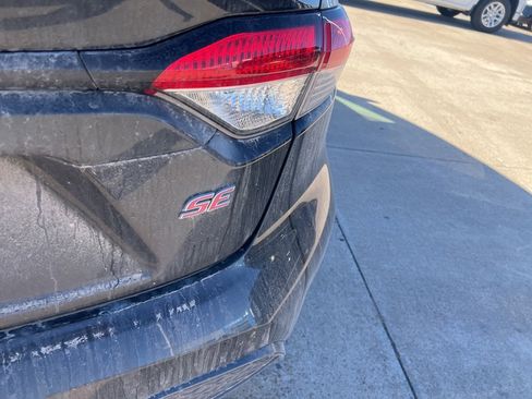 Used 2020 Toyota Corolla SE image 11