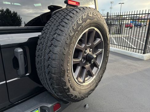 Used 2021 Jeep Wrangler Sport image 35