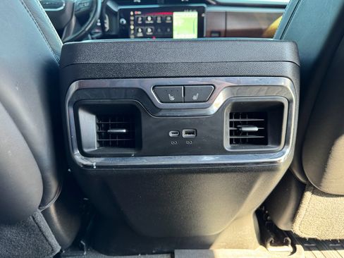 Used 2024 GMC Sierra 3500 Denali Ultimate image 16