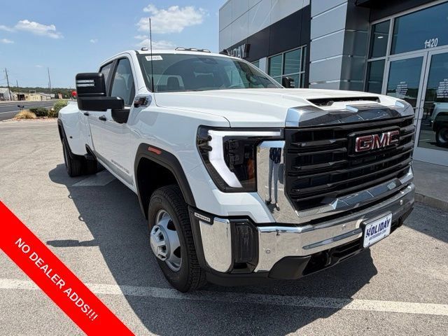 New 2026 GMC Sierra 3500 Pro w/ 1SA Pro Safety Plus Package AWD/4WD image 1