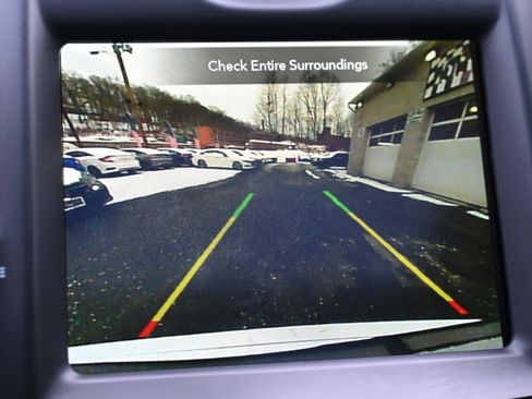 Used 2023 Chrysler 300 S image 26