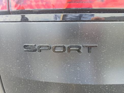 Used 2025 Land Rover Range Rover Sport Dynamic SE AWD/4WD image 9