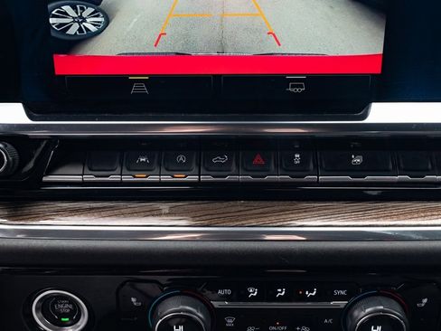 Used 2024 Chevrolet Silverado 1500 LT w/ Protection Package image 17