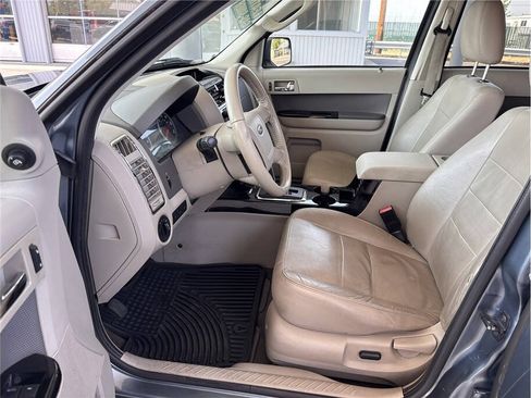 Used 2010 Ford Escape Limited AWD/4WD image 13