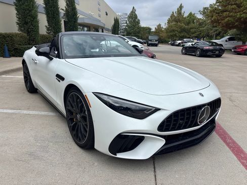 Used 2022 Mercedes-Benz SL 63 AMG 4MATIC image 4