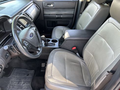 Used 2019 Ford Flex Limited w/ Equipment Group 303A AWD/4WD image 17