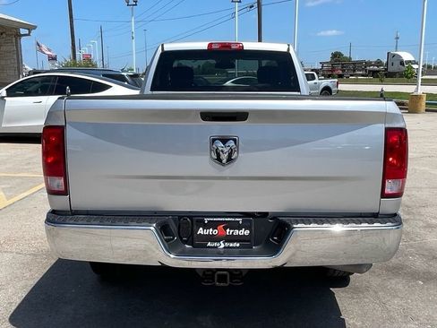 Used 2019 RAM 1500 Tradesman w/ Chrome Plus Package RWD image 8