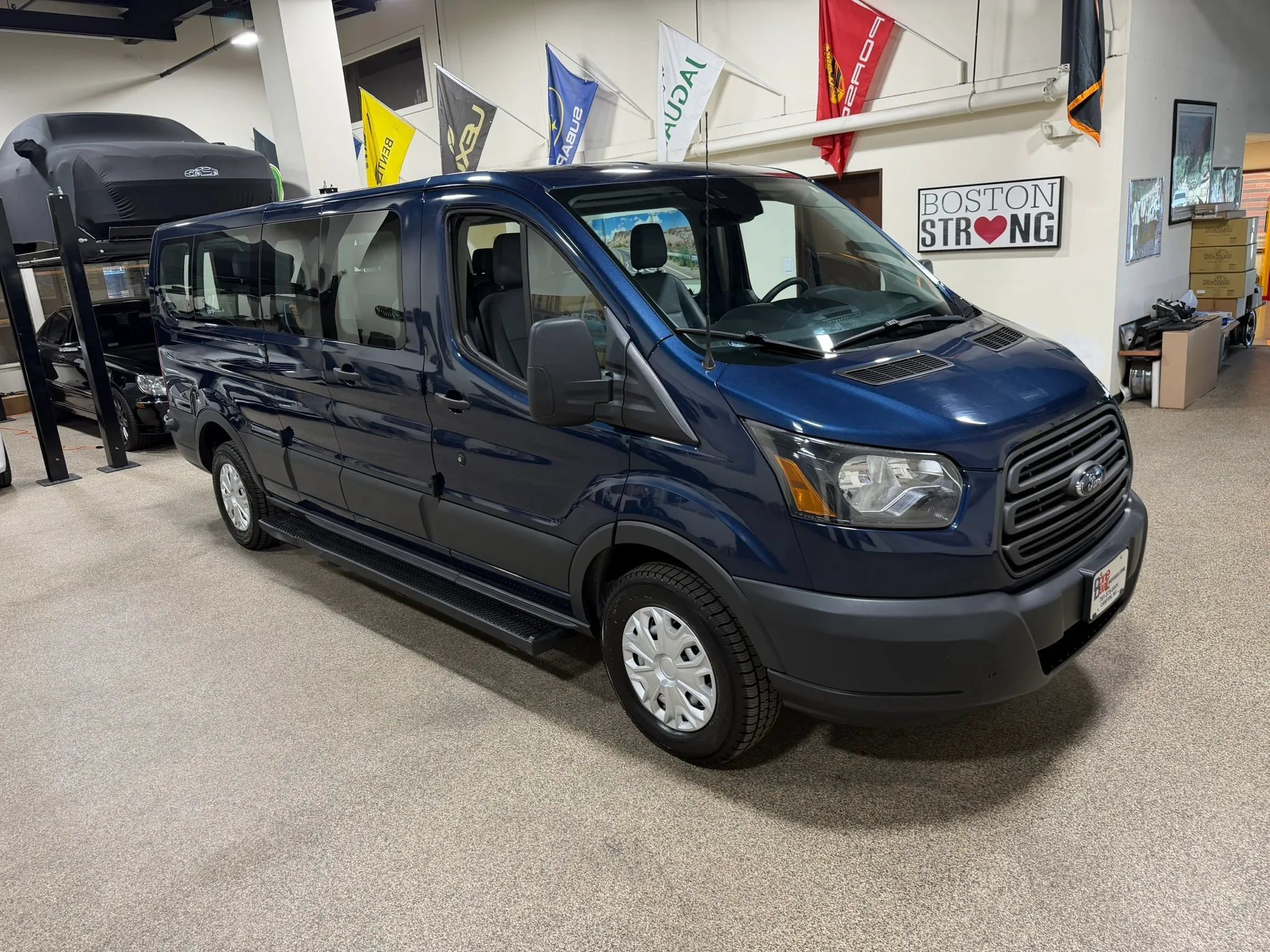 Used 2016 Ford Transit 350 XL RWD image 13