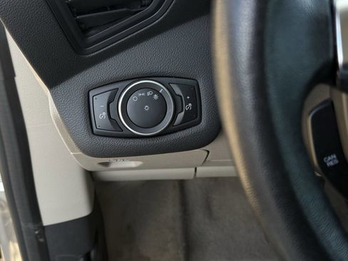 Used 2015 Ford C-MAX SE image 5