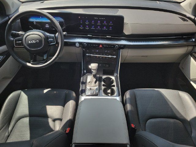 Certified 2024 Kia Carnival SX Prestige FWD image 15