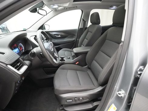 Used 2024 GMC Terrain SLE w/ Driver Convenience Package AWD/4WD image 7