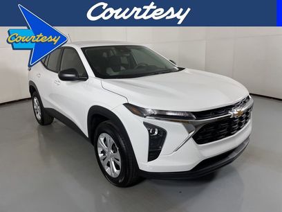 Used 2025 Chevrolet Trax LS