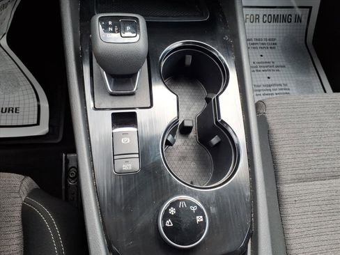 Used 2023 Nissan Rogue SV image 23