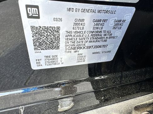 New 2026 Chevrolet Traverse High Country w/ LPO, Floor Liner Package FWD image 35