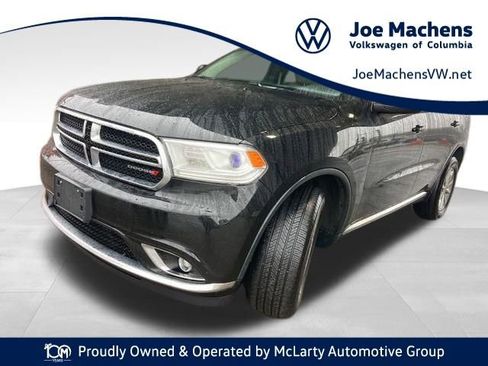 Used 2019 Dodge Durango SXT image 1