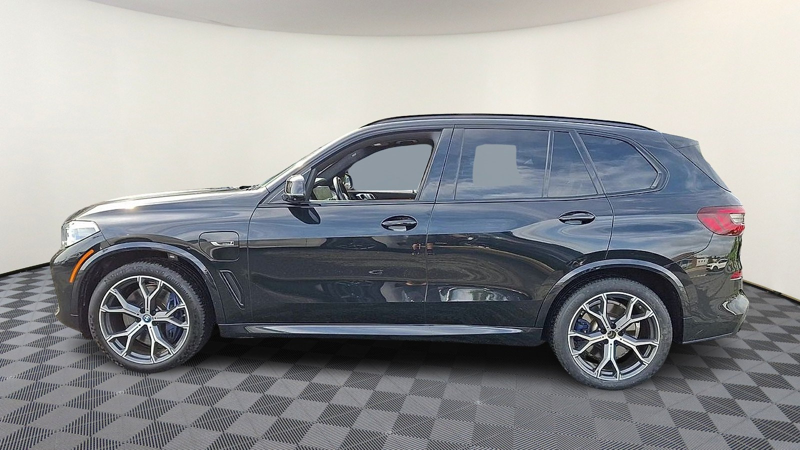 Used 2022 BMW X5 xDrive45e AWD/4WD image 5