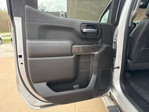 Used 2020 Chevrolet Silverado 1500 LTZ image 17