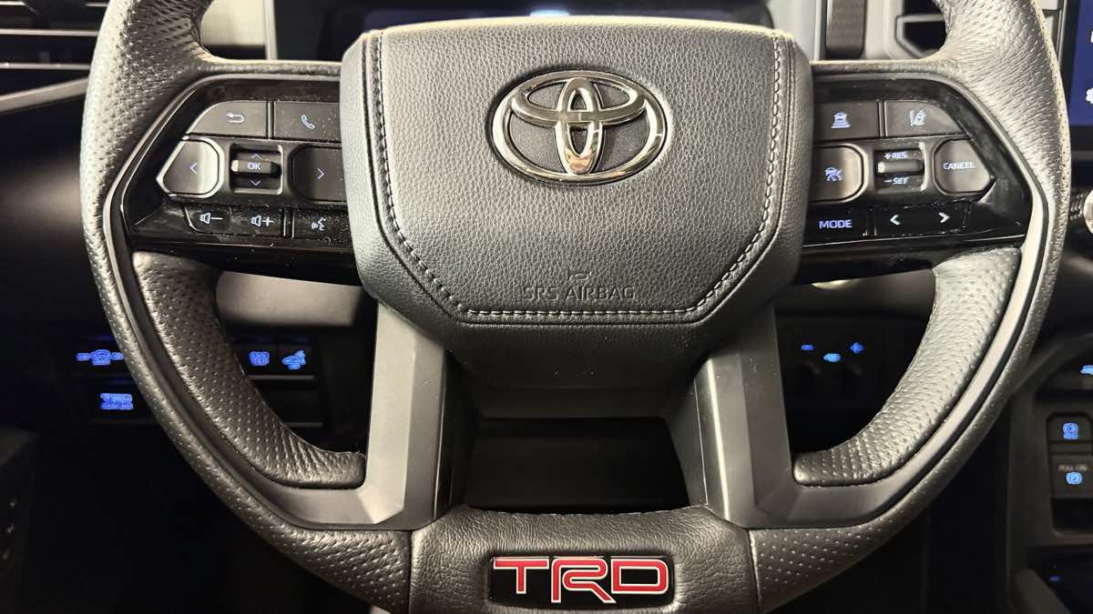 Used 2023 Toyota Sequoia TRD Pro AWD/4WD image 19