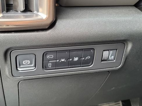 New 2025 GMC Hummer EV 2X AWD/4WD image 15