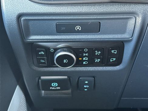 Used 2025 Ford F150 Raptor AWD/4WD image 33