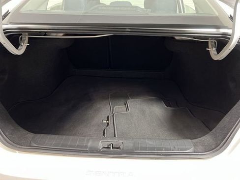 Used 2023 Nissan Sentra SV image 16