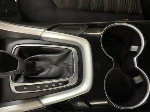 Used 2016 Ford Fusion SE FWD image 12